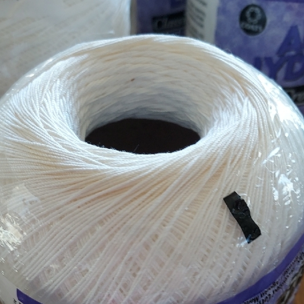 White Crochet Thread - Picture 3 of 3